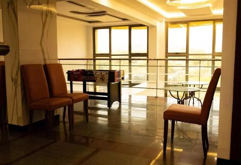Hôtel Raj Resort