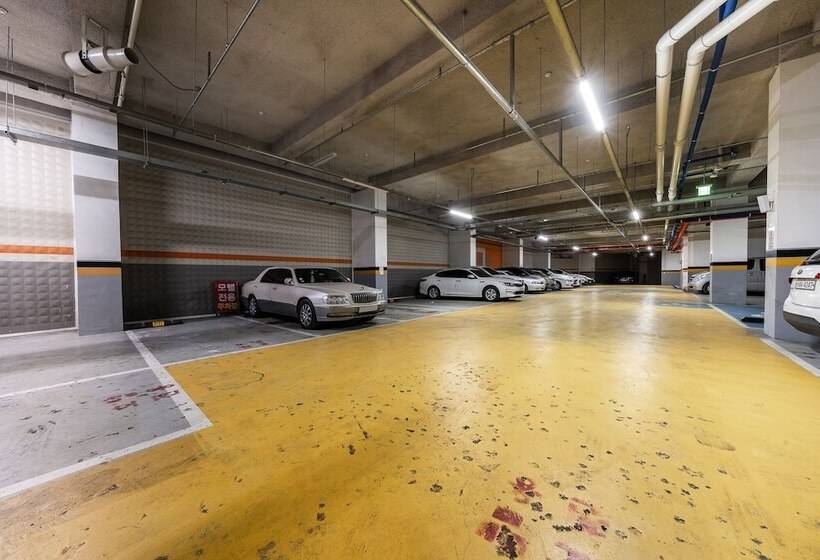 ホテル Golden Business