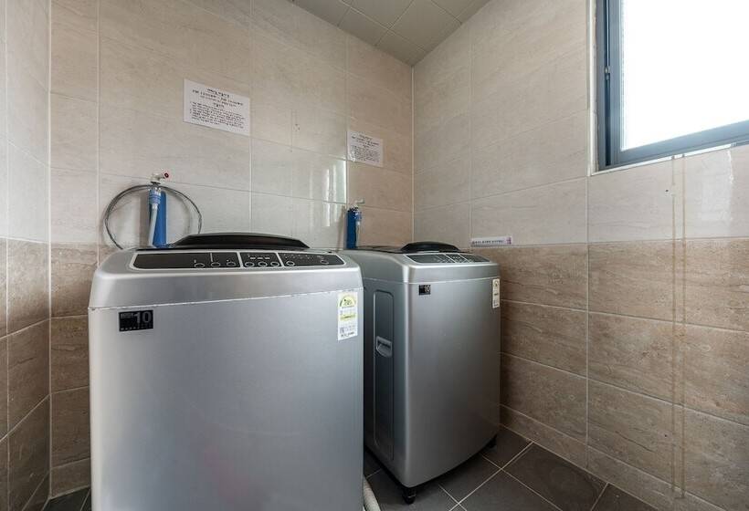 ホテル Golden Business