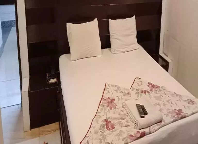 Hotel Shri Hari