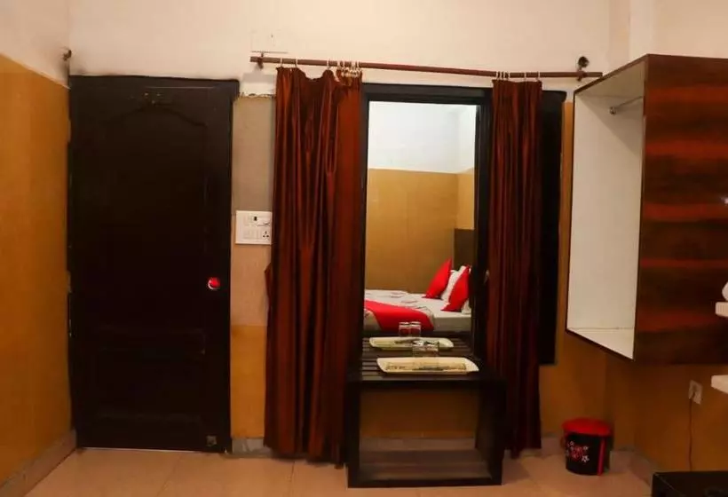 Hotel Shri Hari
