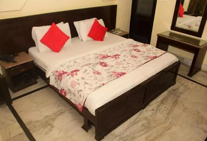 Hotel Shri Hari