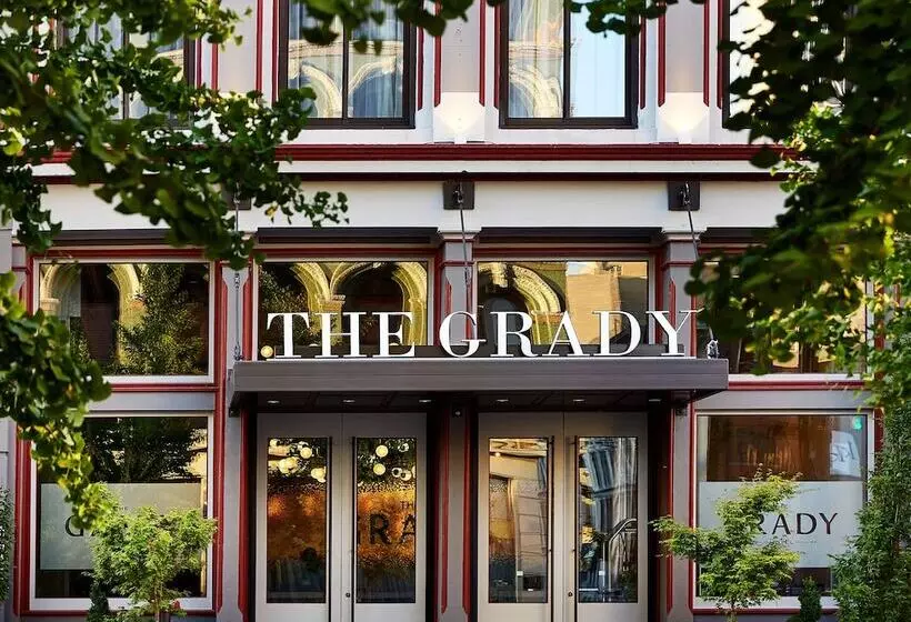 ホテル The Grady