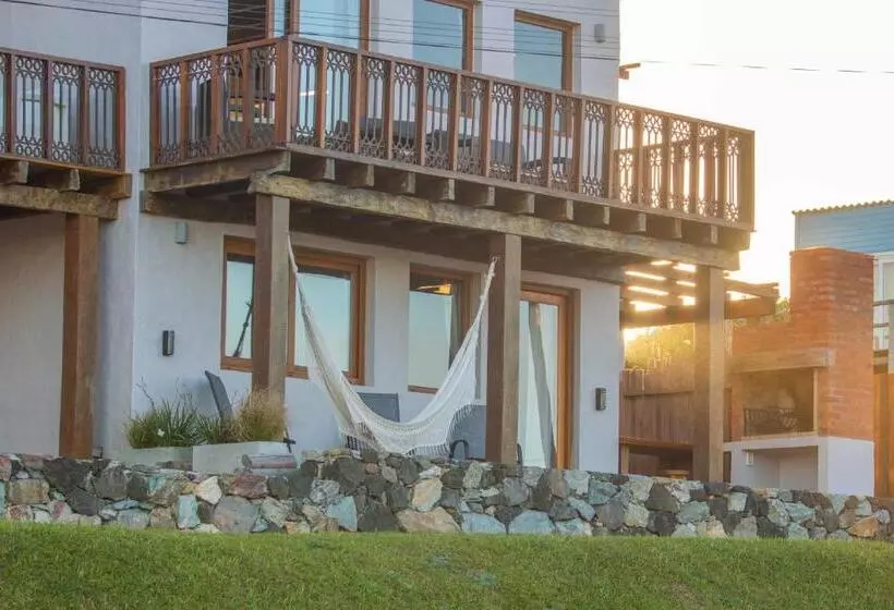 Muelles Del Diablo Tranquilo