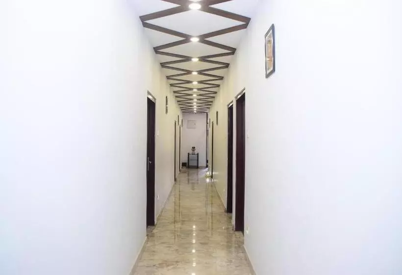 Majatalo Rajendra Residency