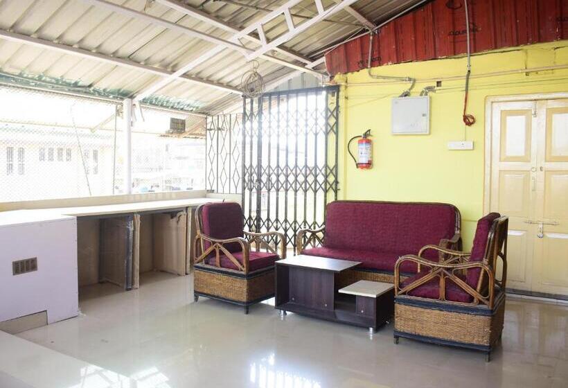 پانسیون Rajendra Residency