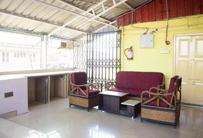 Majatalo Rajendra Residency