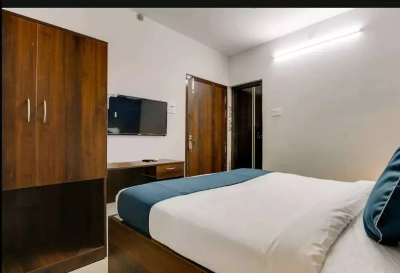 Majatalo Rajendra Residency