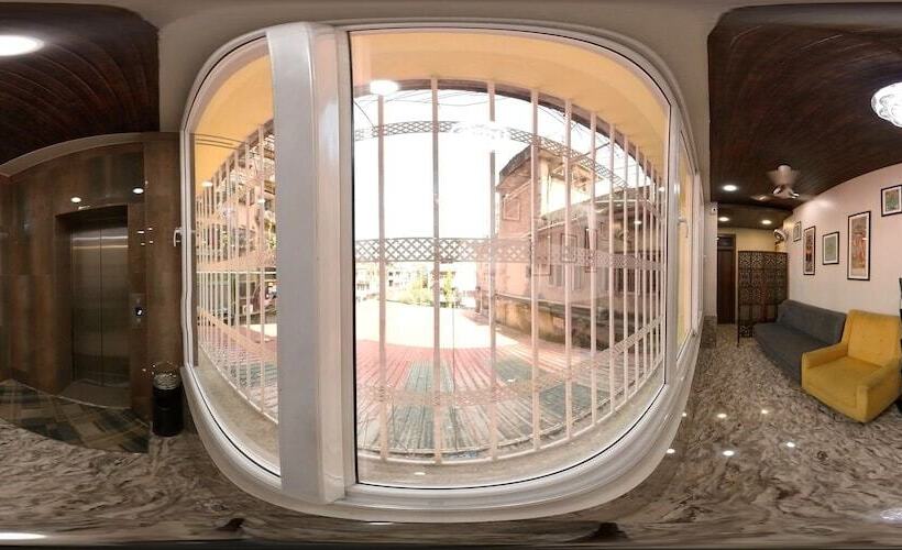 پانسیون Rajendra Residency