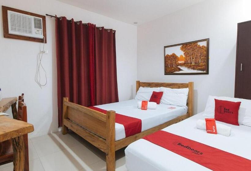 Reddoorz Plus @ Jollydays Hotel Nueva Ecija