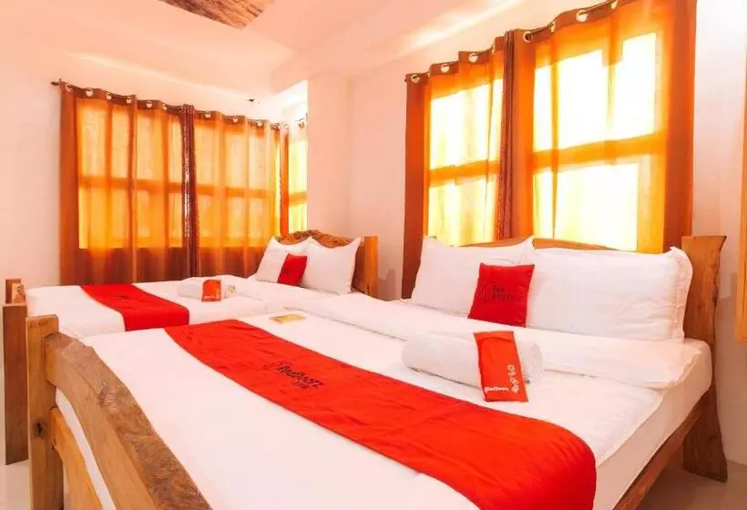 Reddoorz Plus @ Jollydays Hotel Nueva Ecija