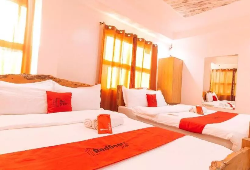 Reddoorz Plus @ Jollydays Hotel Nueva Ecija