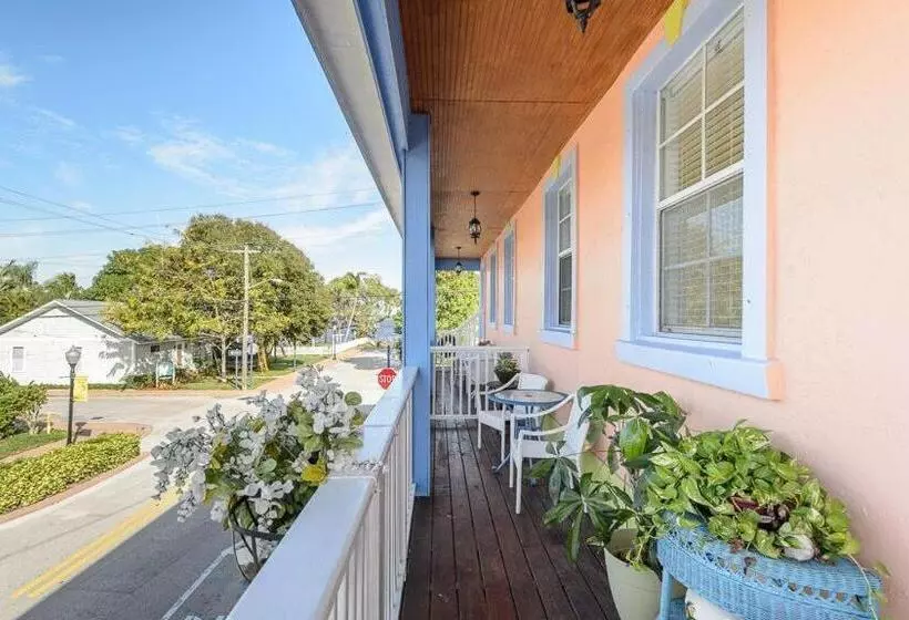 ユースホステル Old Colorado Inn