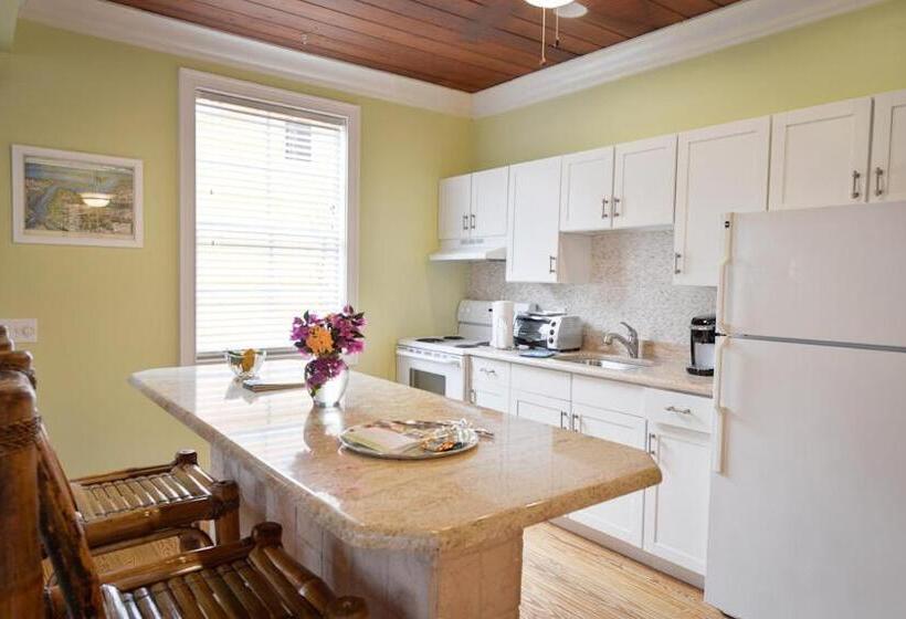 ユースホステル Old Colorado Inn