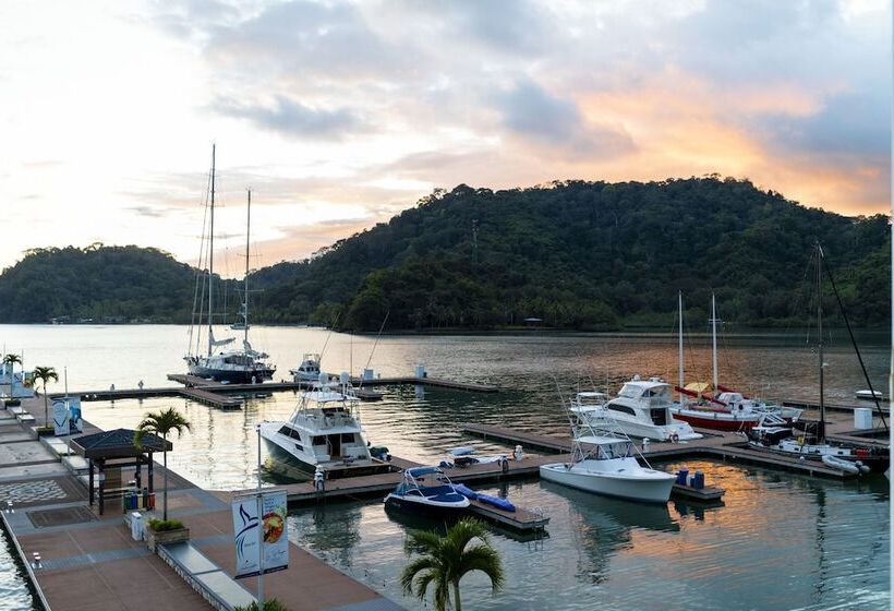 هتل Amaka Ocean Living Lodge