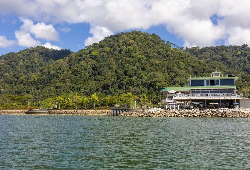 هتل Amaka Ocean Living Lodge