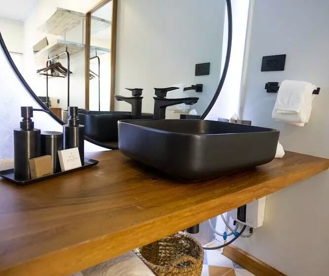 Hotelli Amaka Ocean Living Lodge