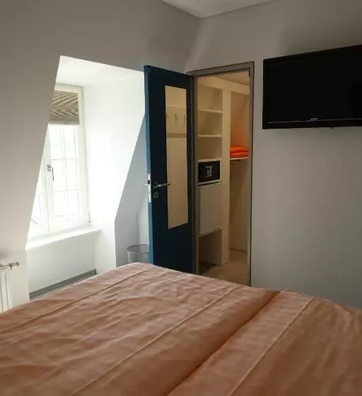 Hotelli Gästehaus Am Schweriner See