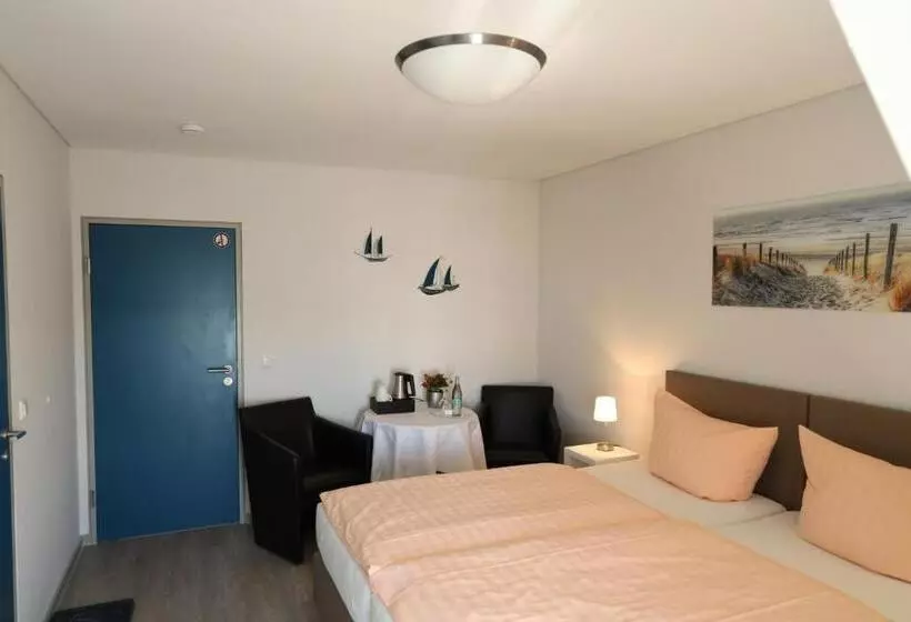 Hotelli Gästehaus Am Schweriner See