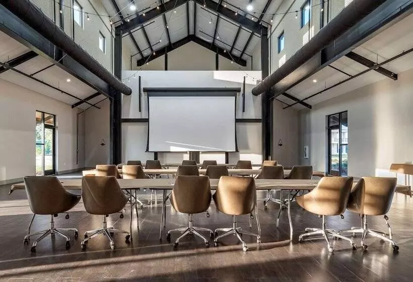 Lyric Hotel West End, Ascend Hotel Collection