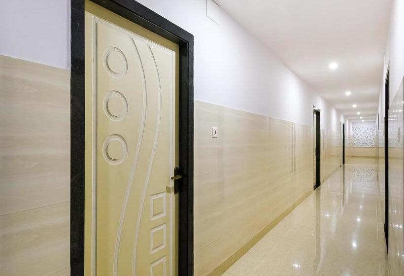 Hotel Oyo 39904 Swarna Palace