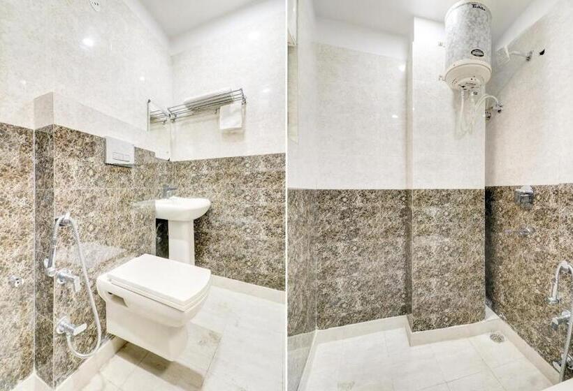 בית מלון כפרי Ratan The Pacific