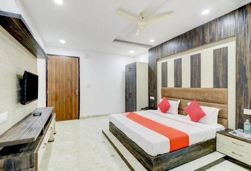 בית מלון כפרי Ratan The Pacific