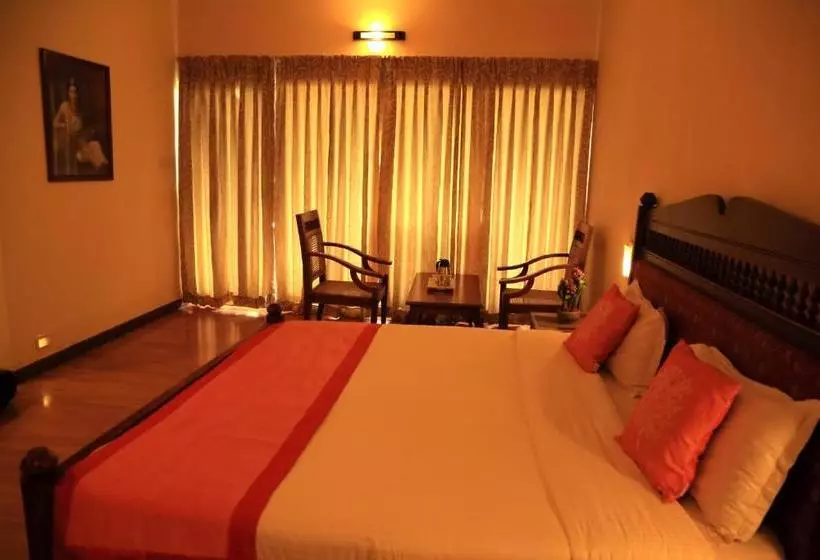 Manor Backwater Resort