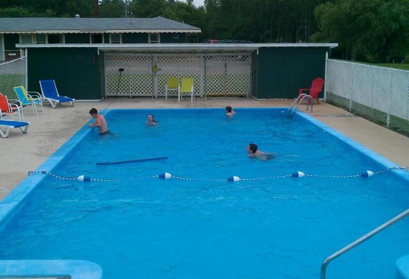 Middleton Motel & Suites