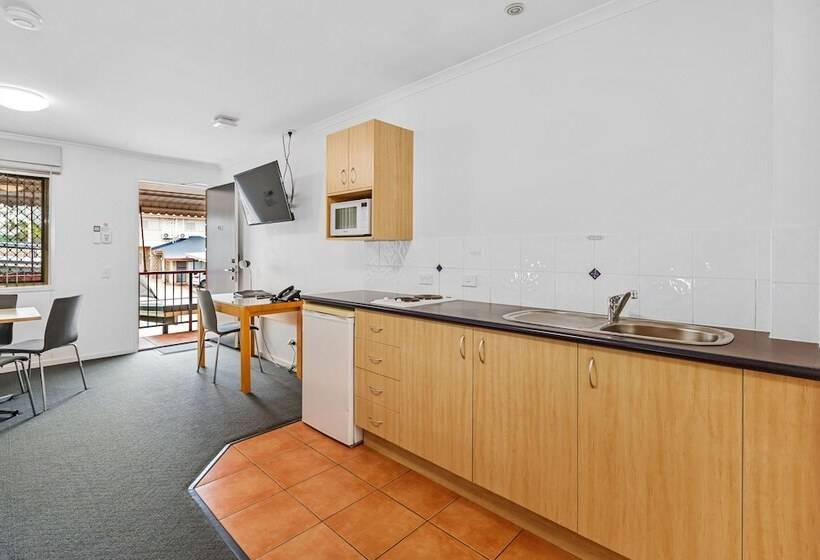 모텔 Browns Plains Motor Inn