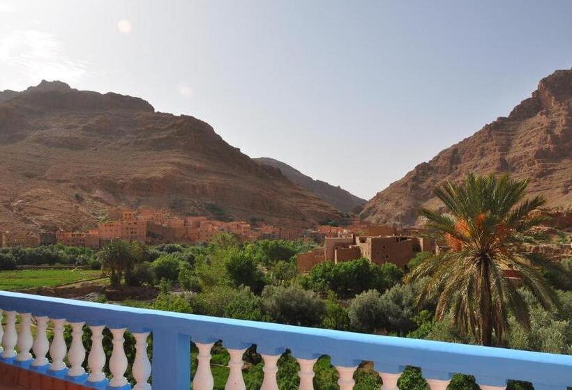 بنسيون A Secret Garden