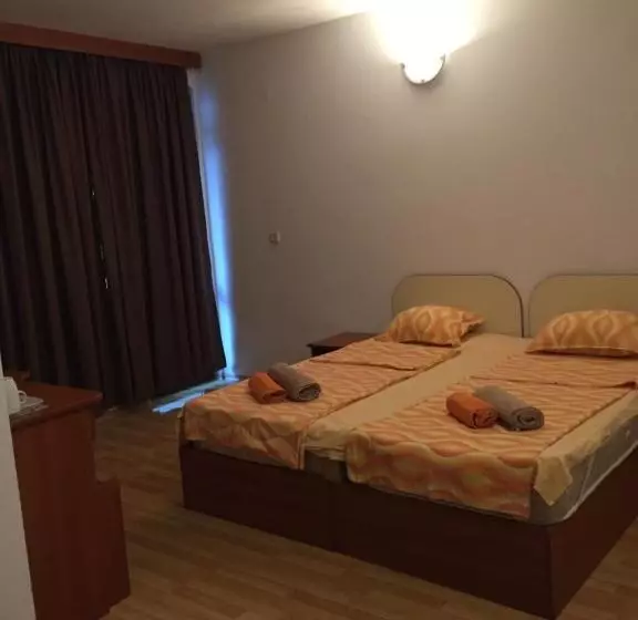 پانسیون Atanasov 1