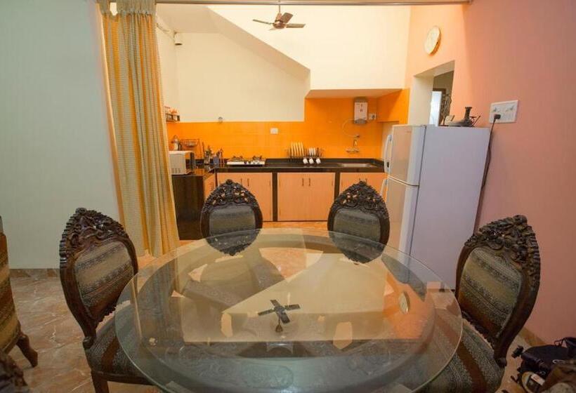 بنسيون Darryl Ribeiro S 2bhk & 3bhk Apartment In A Villa