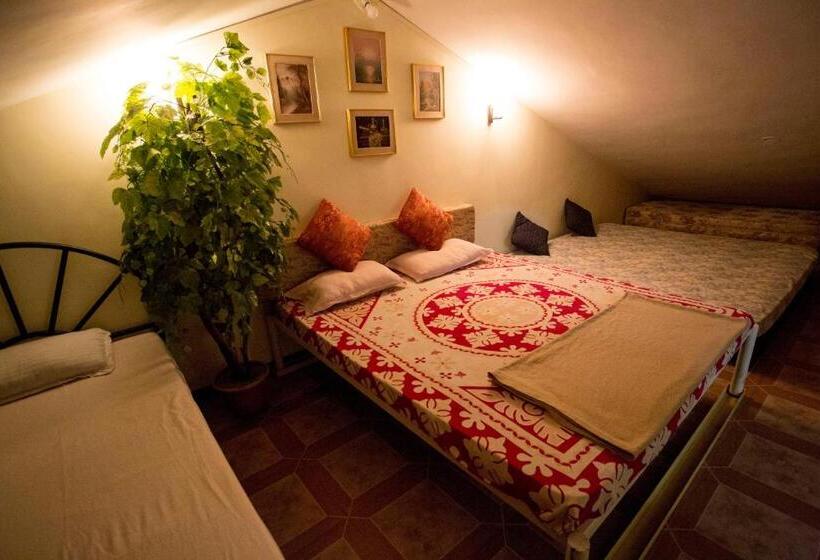 بنسيون Darryl Ribeiro S 2bhk & 3bhk Apartment In A Villa