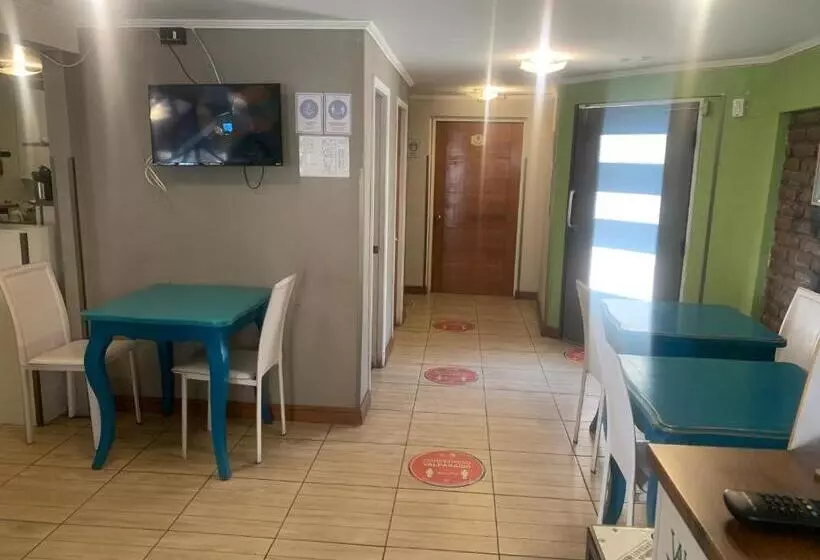 پانسیون Hostal Casa De Barrio