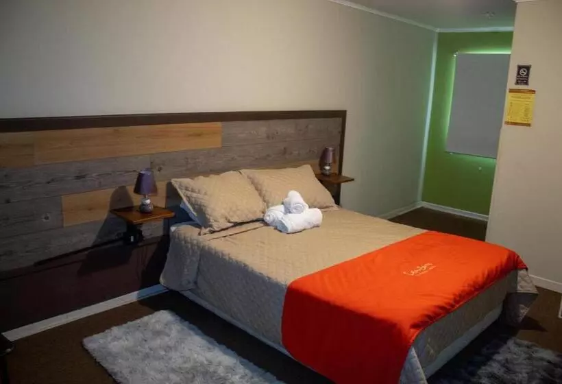 پانسیون Hostal Casa De Barrio