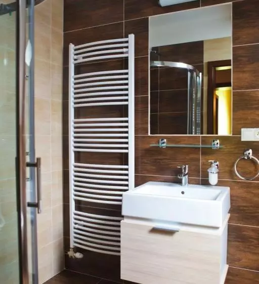 Majatalo Penzión Kingo