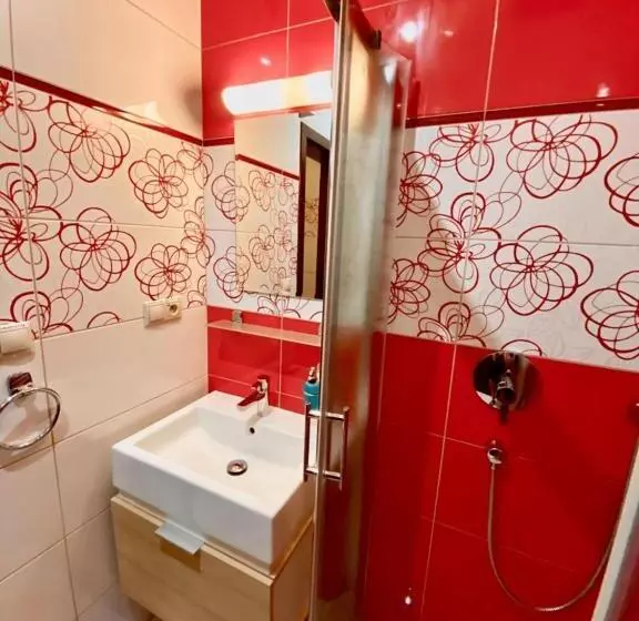 Majatalo Penzión Kingo