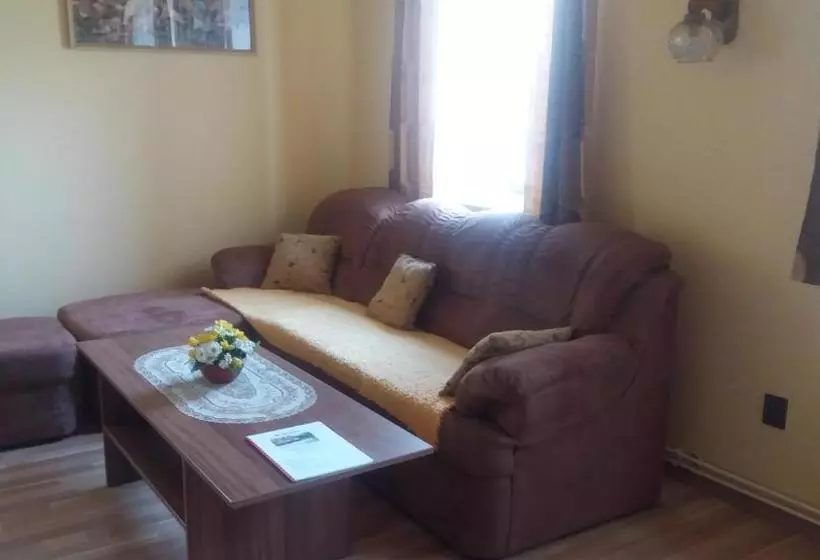 Majatalo Ubytování U Potoka