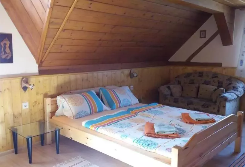 Majatalo Ubytování U Potoka