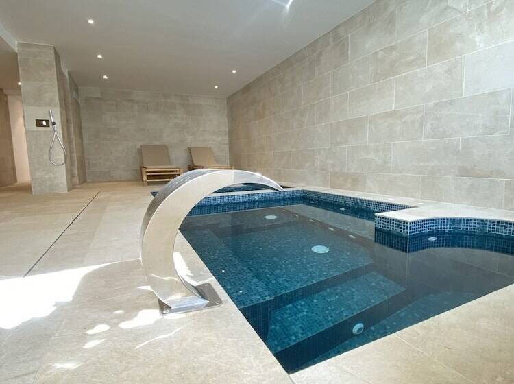 The Olive Boutique Suites And Spa