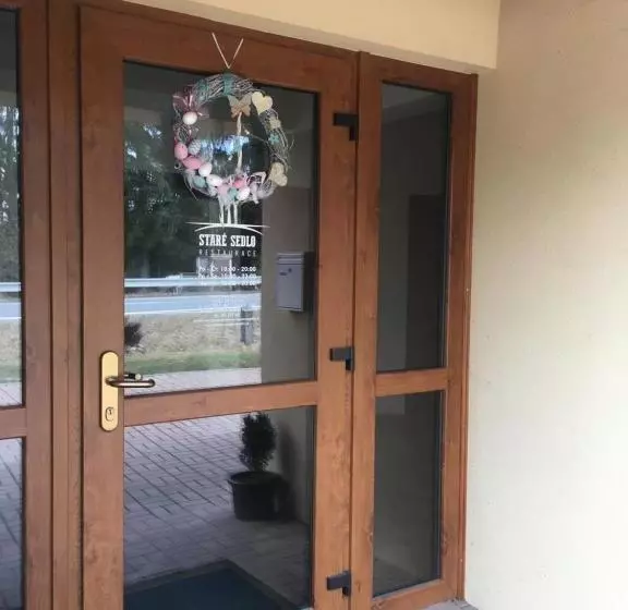 Retkeilymaja Restaurace Staré Sedlo