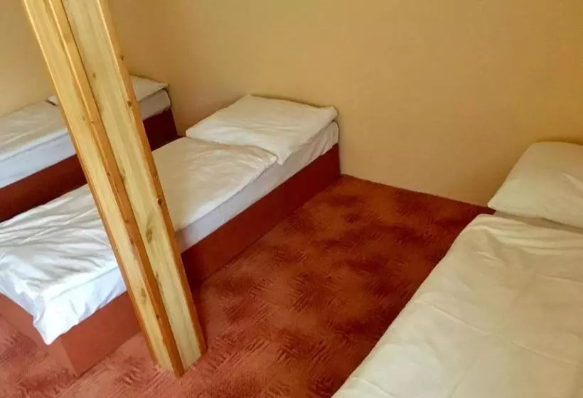 Retkeilymaja Restaurace Staré Sedlo