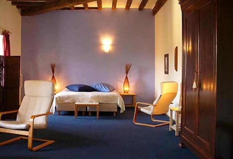 مبيت وإفطار Le Moulin De Poilly