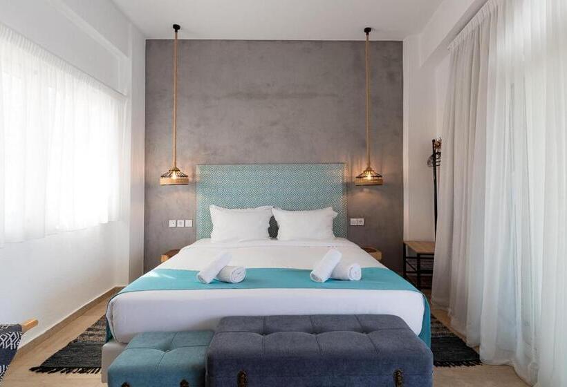 هتل Port 7  Boutique Collection