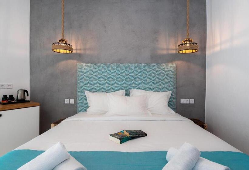 هتل Port 7  Boutique Collection