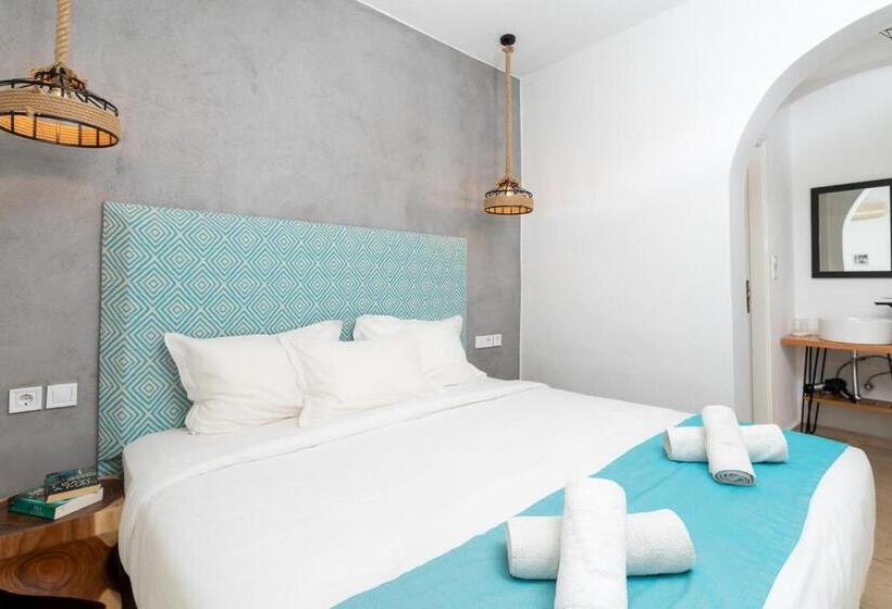 هتل Port 7  Boutique Collection