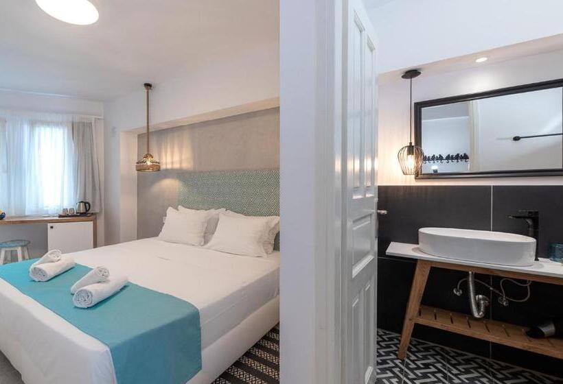 هتل Port 7  Boutique Collection