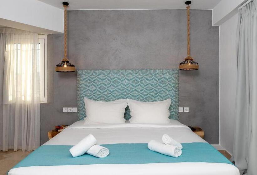 هتل Port 7  Boutique Collection