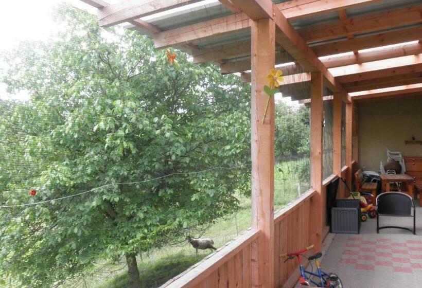 בית מלון כפרי Spezialitätenhof Familie Eichmann